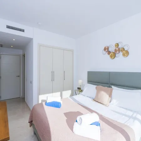 4-guest Lagoon *
