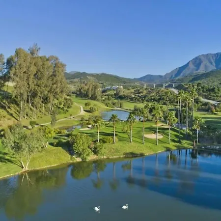 4-guest Lagoon * Estepona