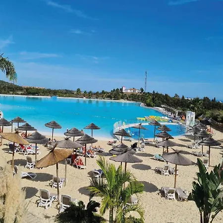 4-guest Lagoon